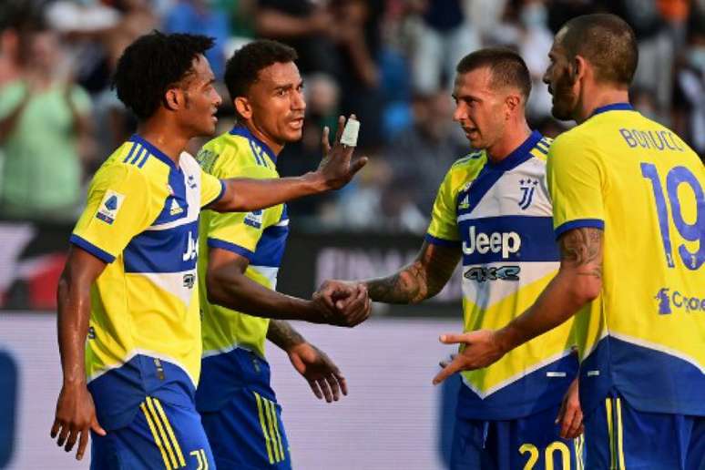 Juventus e Empoli se enfrentam pelo Italiano (Foto: MIGUEL MEDINA / AFP)