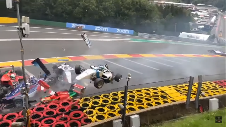 A W Series teve um acidente grave em Spa 