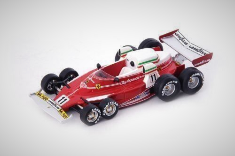 Miniatura do Ferrari de 8 rodas.