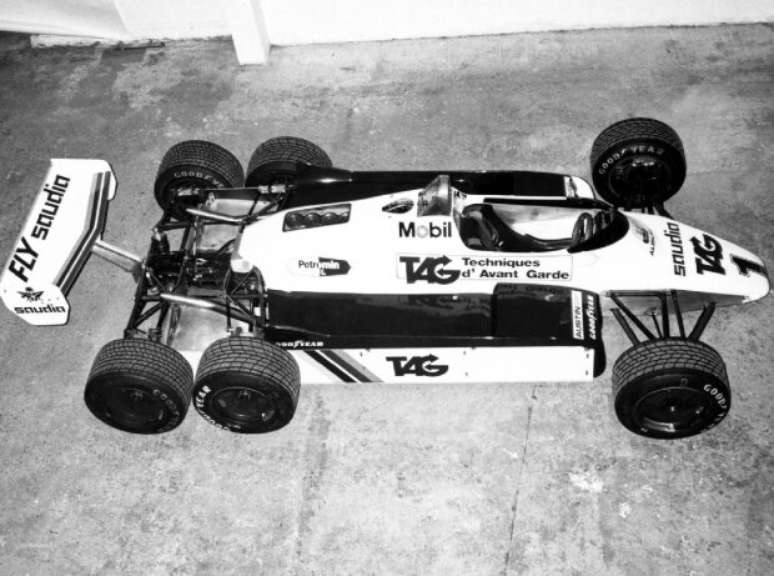 Williams de 6 rodas.