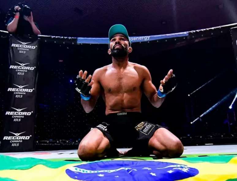 UFC dispensa atletas em lista com ex-campeão e lutador que nem estreou