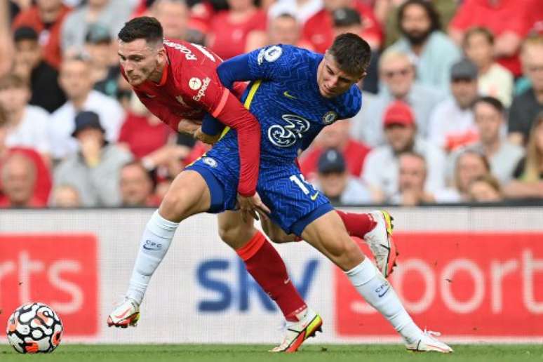 Liverpool e Chelsea ficaram no empate no clássico deste sábado (Foto: PAUL ELLIS/AFP)