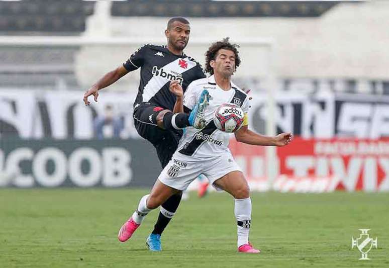 Ponte Preta e Vasco empataram no Moisés Lucarelli, no primeiro turno, em 1 a 1 (Foto: Rafael Ribeiro/Vasco)