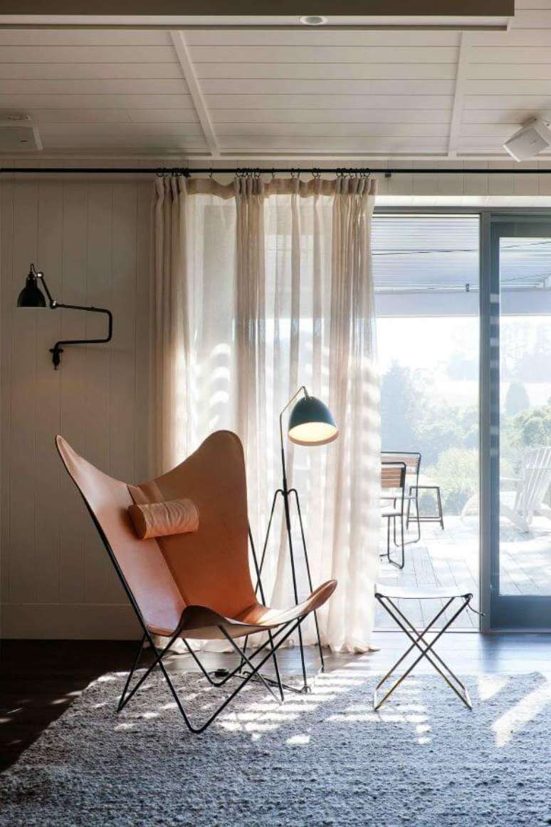 17. Poltrona de couro no quarto moderno &ndash; Foto Hecker Guthrie Yellowtrace