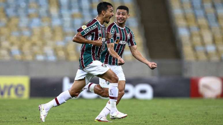 Lucca marcou o primeiro gol do Fluminense após cobrança de falta (LUCAS MERÇON / FLUMINENSE F.C.)