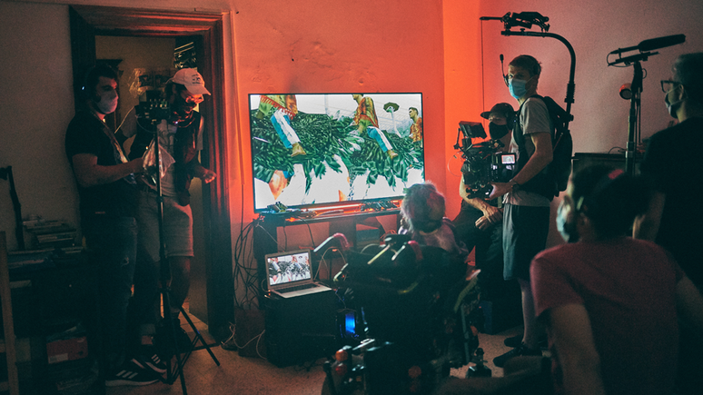 A grava&ccedil;&atilde;o de 'El Beso' (O beijo)