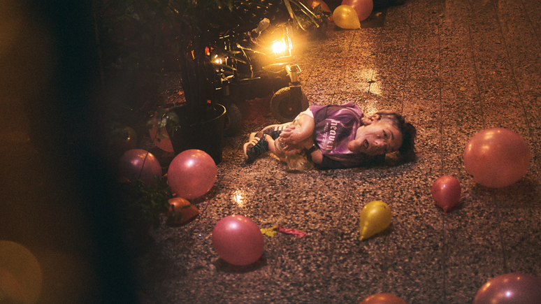 Mat&iacute;as Fern&aacute;ndez Burzaco durante a grava&ccedil;&atilde;o de 'El beso' (o beijo)