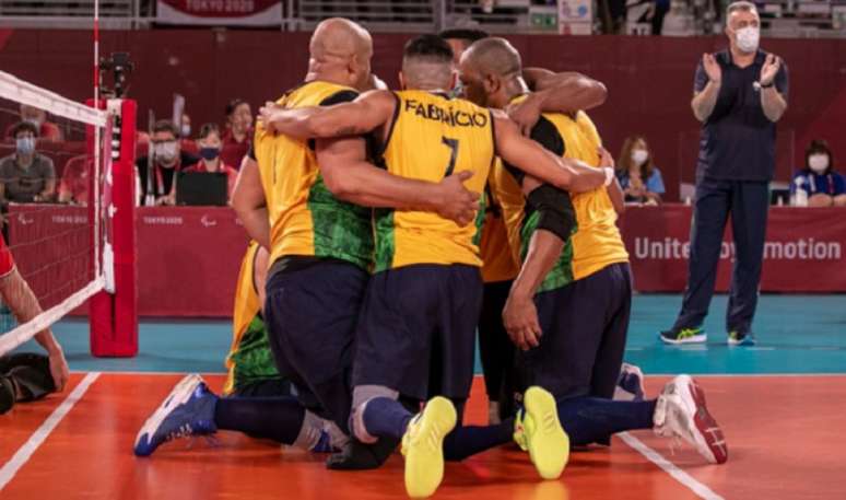 Seleção masculina de vôlei sentado buscará a medalha de bronze em Tóquio (Foto: CPB)