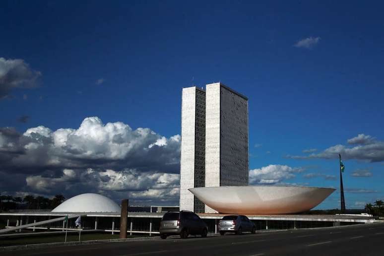 Manifestantes bolsonaristas ocupam a Esplanada dos Ministérios, em Brasília, desde 7 de setembro