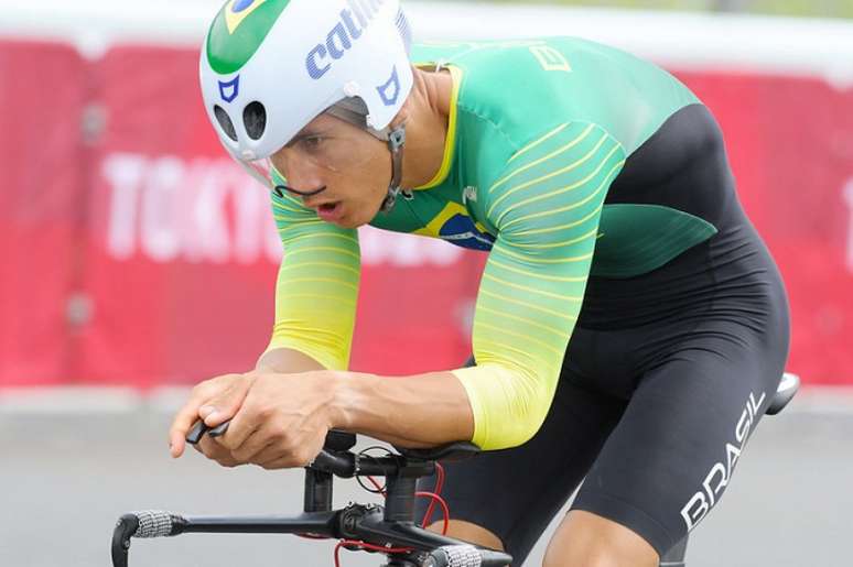 Carlos Alberto Gomes ficou apenas na 31ª posição no ciclismo de estrada em Tóquio (Foto: JB Benavent/CBC)