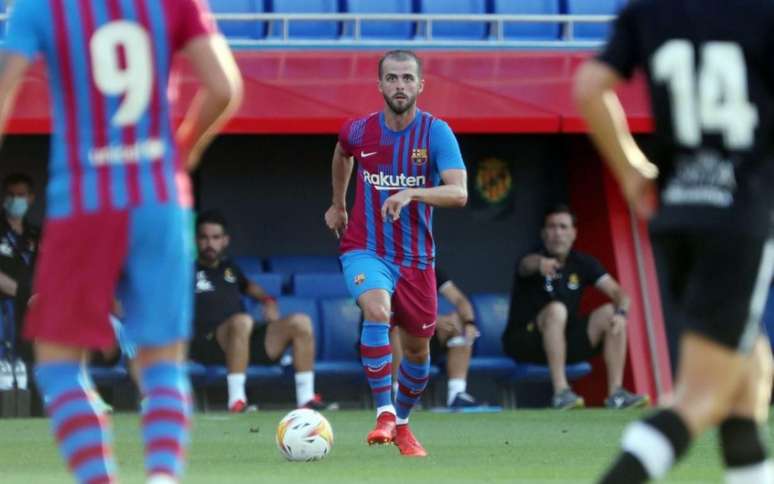 Pjanic entrou em campo três vezes pelo Barcelona na pré-temporada (Foto: Miguel Ruiz / Barcelona)