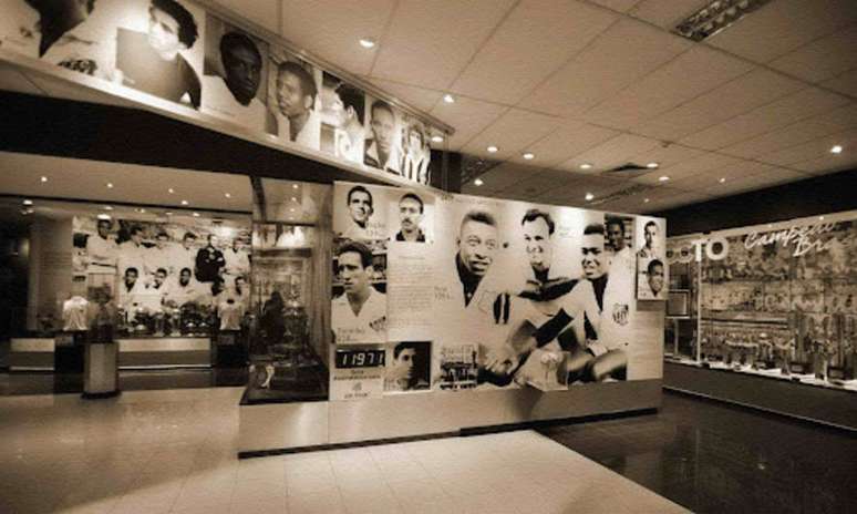 Espa&ccedil;o do Memorial das Conquistas, que re&uacute;ne a hist&oacute;ria do Santos Futebol Clube.