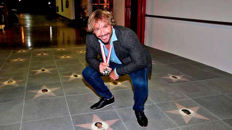 Uruguaio Diego Lugano &eacute; um dos 99 homenageados do S&atilde;o Paulo no caminho dos &iacute;dolos.