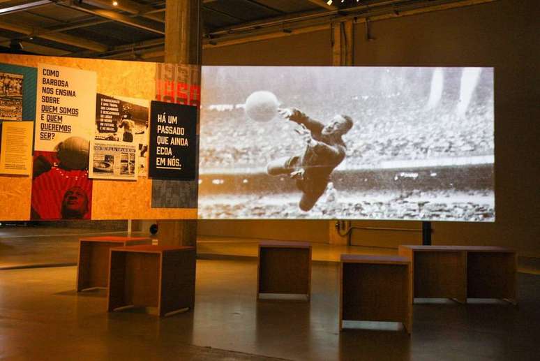 Goleiro Barbosa é homenageado no Museu do Futebol com exposição temporária.