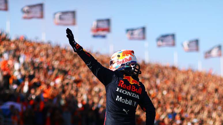 Max Verstappen  e o "Mar Laranja".