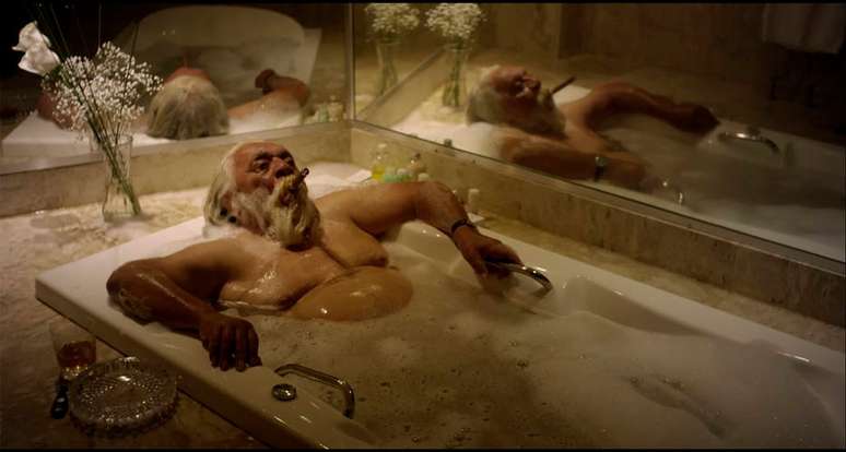 Cena do filme 'King Kong en Asunción', de Camilo Cavalcante 