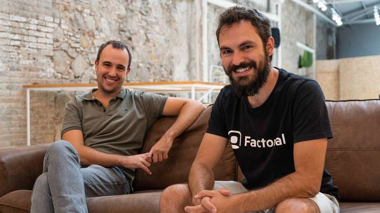 Bernat Farrero (esq.) e Jordi Romero são os fundadores da startup espanhola Factorial