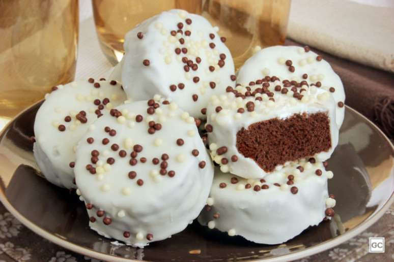 Guia da Cozinha - Pão de mel com chocolate branco