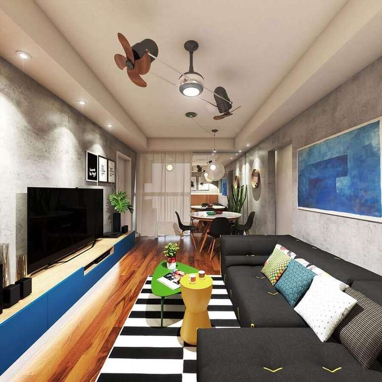 59. Tapete listrado para sala de estar e jantar integradas modernas decoradas com parede de cimento queimado &ndash; Foto: De Bernardi Arquitetura