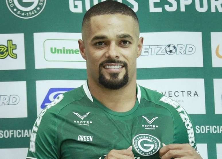 Verdão apresenta atacante para a sequência da temporada - Goiás Esporte  Clube