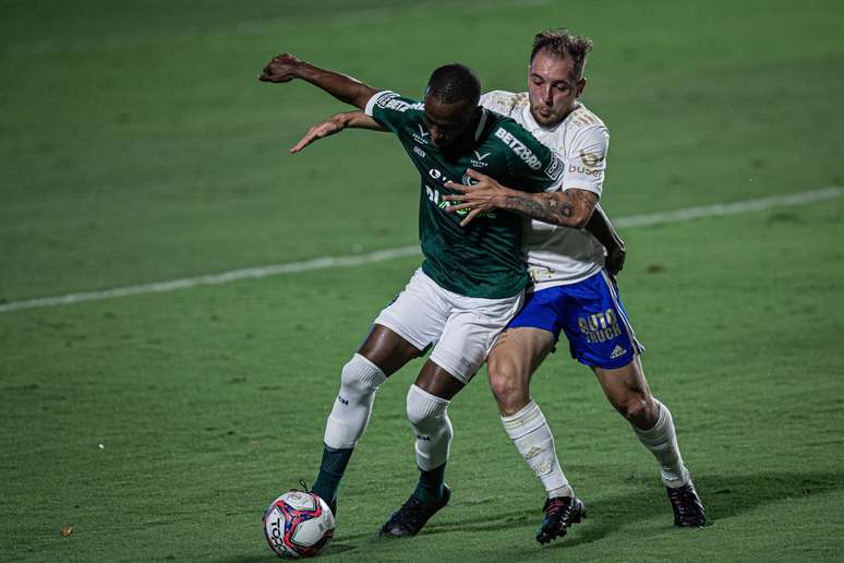 Partida entre Cruzeiro e Goiás pela Série B do Brasileirão