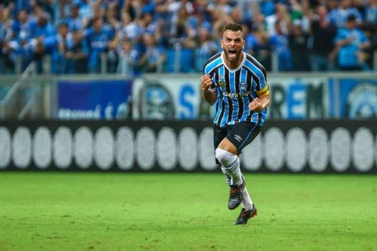 Jogador participou de 248 partidas e conquistou nove títulos no clube (Lucas Uebel/Grêmio FBPA)