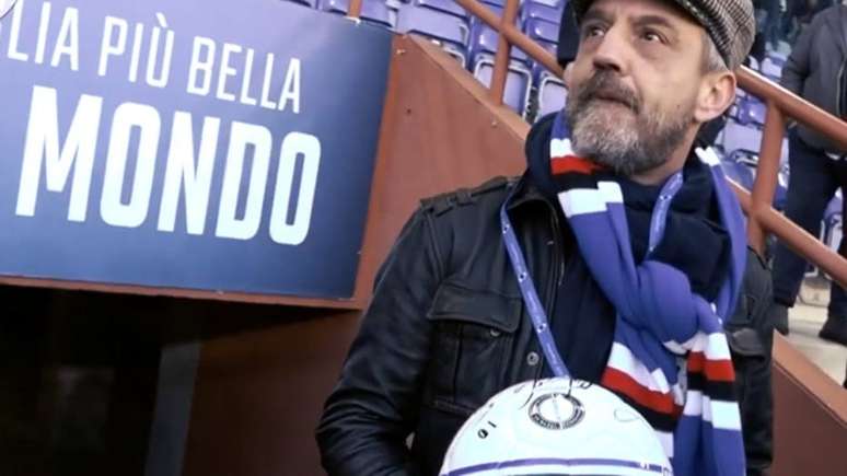 Aos 46 anos, Francesco Flachi prepara retorno ao futebol após mais de uma década de banimento.