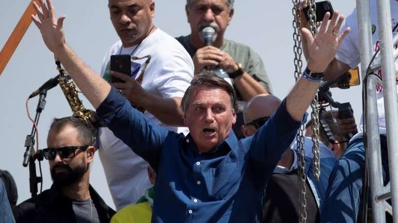 Bolsonaro inflou apoiadores em discursos nas manifestações do 7 de Setembro, fazendo ameaças ao Supremo e dizendo que o 'povo é que manda'.