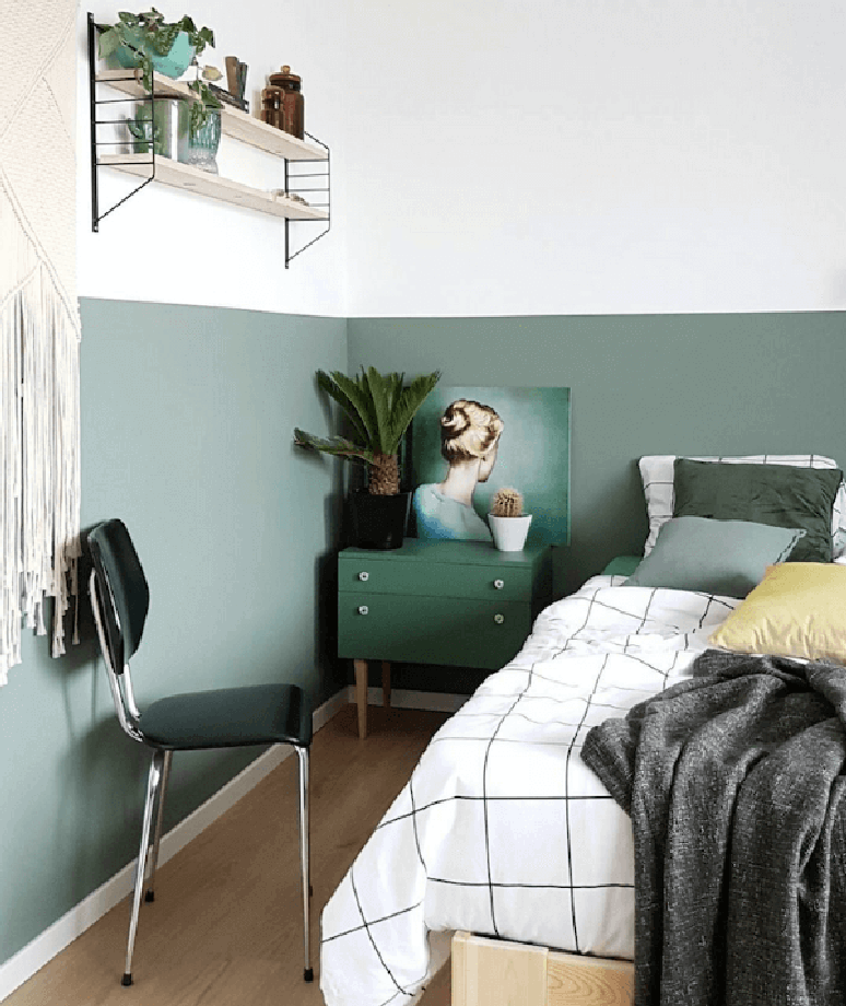 29. Quarto com parede verde sage – Foto Marian Via My Scandinavian Home