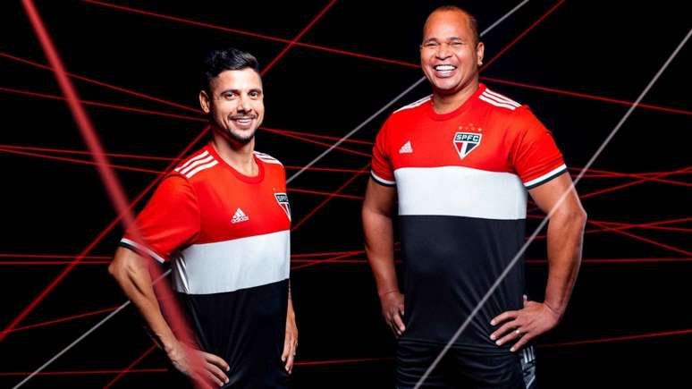 Nova terceira camisa do São Paulo para a temporada (Foto: Divulgação/Adidas)