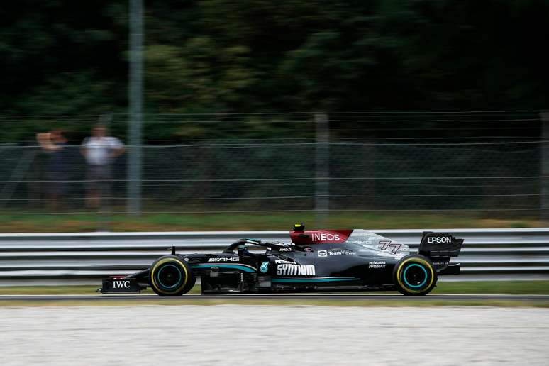 Valtteri Bottas derrotou Lewis Hamilton na classificação em Monza 