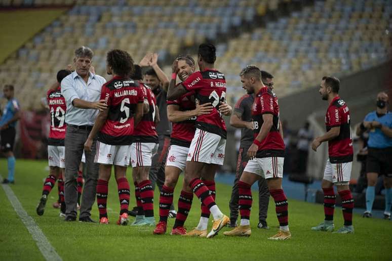 Jogadores do Flamengo comemorando uma das vitórias no Campeonato Brasileiro (Foto: Alexandre Vidal/Flamengo)