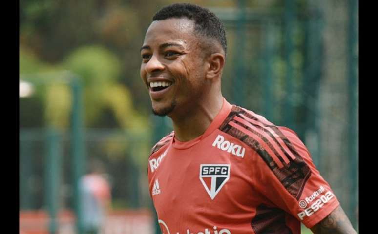 Welington durante treino do São Paulo (Foto: Erico Leonan / saopaulofc)