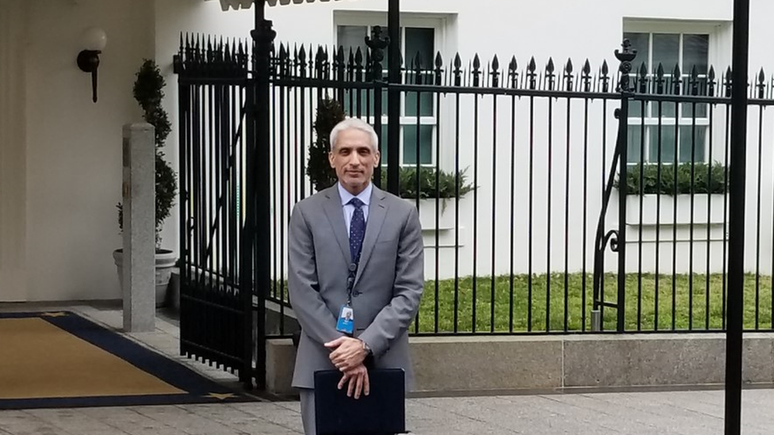 Javed Ali, um dos conselheiros de defesa nacional no primeiro ano do governo de Donald Trump, em foto na Casa Branca