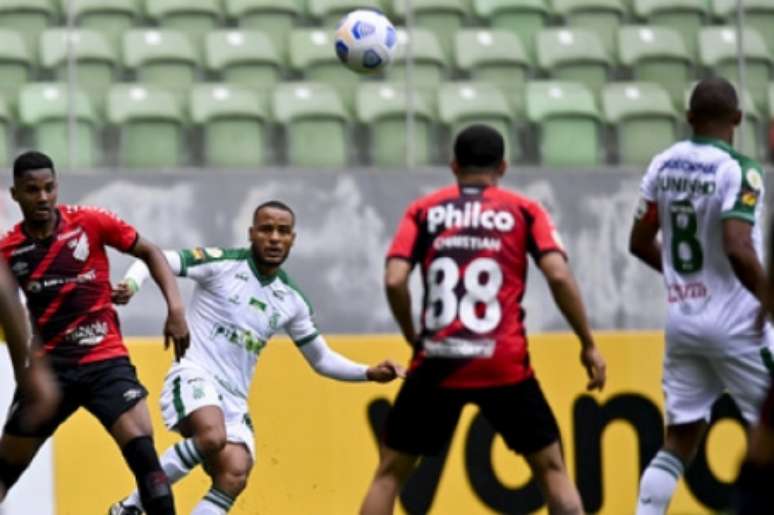 O time mineiro foi superior e merecedor do triunfo no Independência-(Mourão Panda/América-MG)