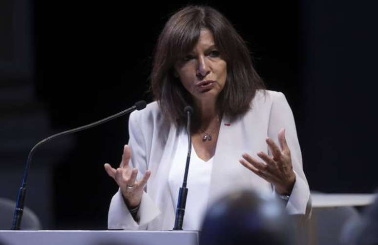 Anne Hidalgo é prefeita de Paris desde 2014