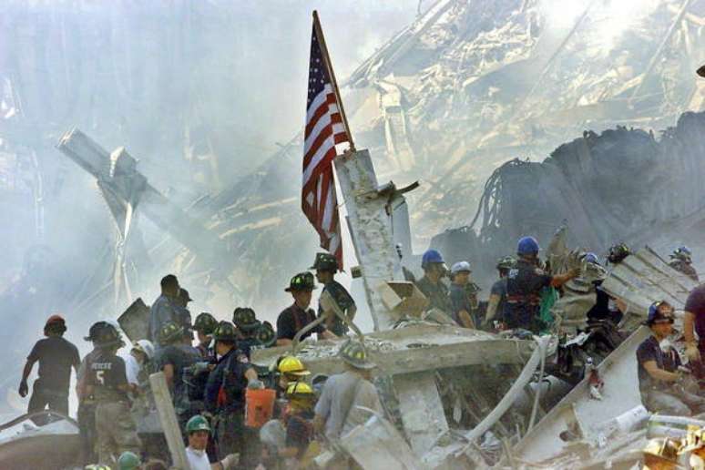 Local das Torres Gêmeas, em Nova York, após atentados de 11 de setembro de 2001