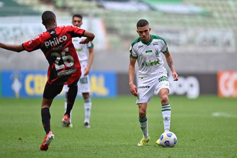 Para Marlon, os trabalhos na pausa do campeonato foram importantes para que a reação do Coelho seguisse na competição-(Mourão Panda/América-MG)