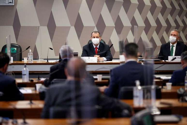 Senadores em reunião da CPI da Covid
REUTERS/Adriano Machado