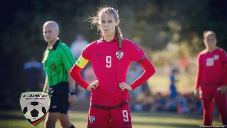 Shabnam Mobarez é uma das principais jogadores da seleção afegã