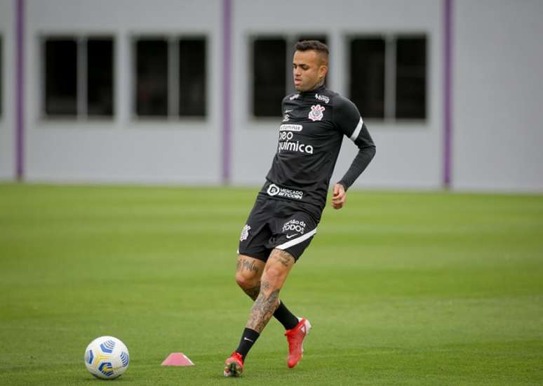 Luan trabalhou de forma separada com o preparador físico do Corinthians (Foto: Rodrigo Coca/Agência Corinthians)