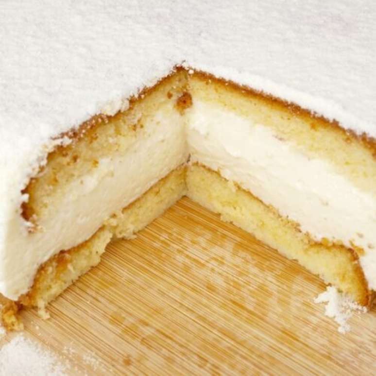 16 receitas de bolo de aniversário simples para comemorar feliz