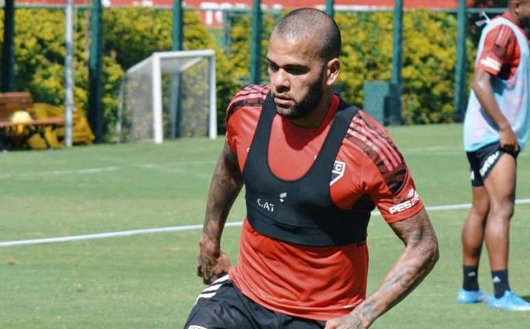 Daniel Alves rescindiu seu contrato com o São Paulo (Foto: Erico Leonan / saopaulofc)