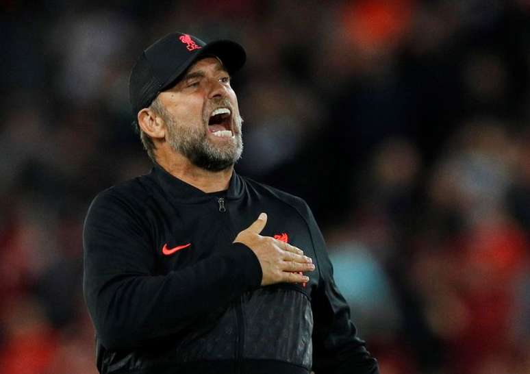 Juergen Klopp durante partida do Liverpool contra o Milan pela Liga dos Campeões
15/09/2021 REUTERS/Phil Noble