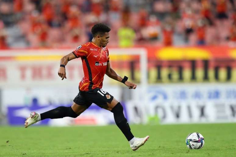 Mateus Castro é o principal destaque do Nagoya Grampus (Foto: Divulgação/Nagoya Grampus)