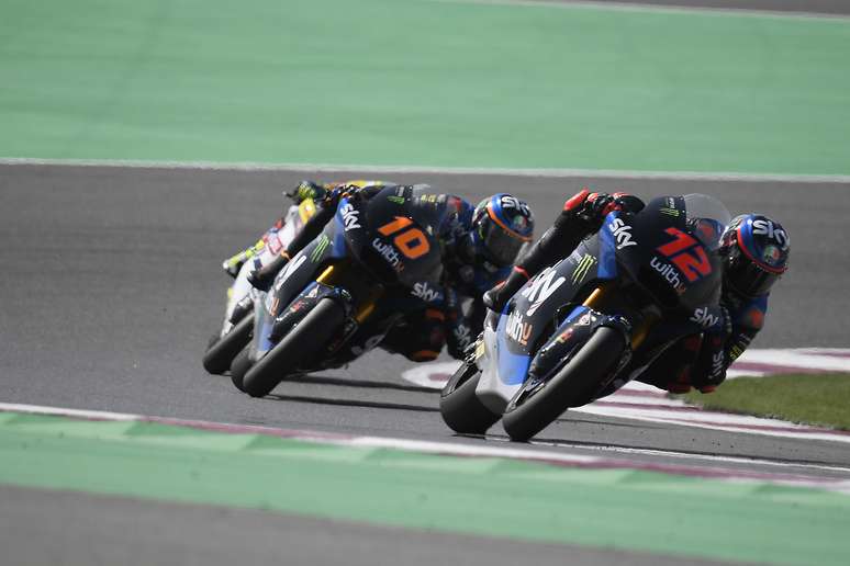 Luca Marini e Marco Bezzecchi vão defender a VR46 na MotoGP em 2022 
