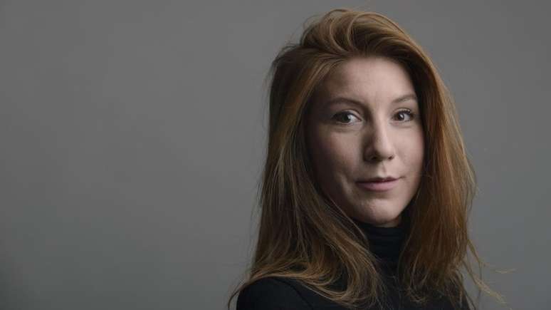 Kim Wall foi assassinada por Peter Madsen em 2017 enquanto fazia uma reportagem com ele