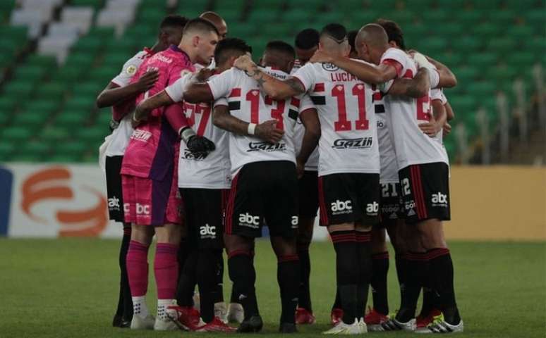 São Paulo vive situação complicada no Brasileirão (Foto: Rubens Chiri / saopaulofc.net)