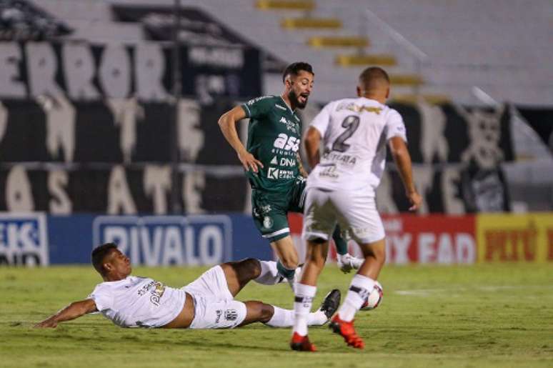 Partida disputada no Moisés Lucarelli terminou sem gols (Foto: Divulgação/Thomaz Marostegan/Guarani)
