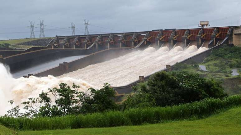 Hidrelétricas do Sudeste respondem por cerca de 70% da energia produzida no país